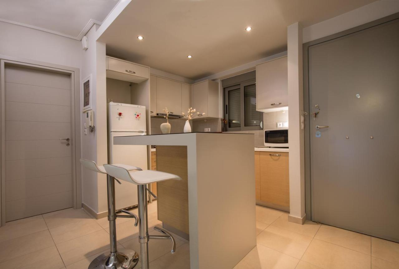 Lovely New Βuild Flat Near Metro - Free Parking Атина Екстериор снимка