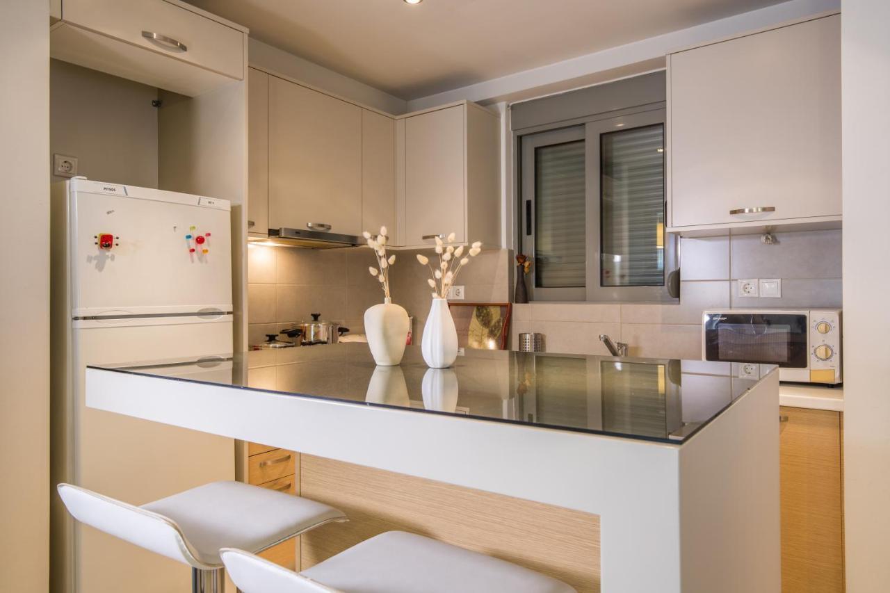 Lovely New Βuild Flat Near Metro - Free Parking Атина Екстериор снимка
