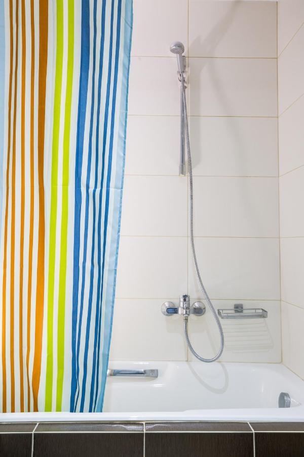 Lovely New Βuild Flat Near Metro - Free Parking Атина Екстериор снимка
