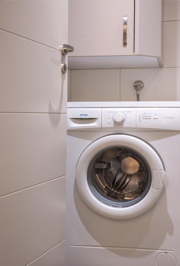 Lovely New Βuild Flat Near Metro - Free Parking Атина Екстериор снимка