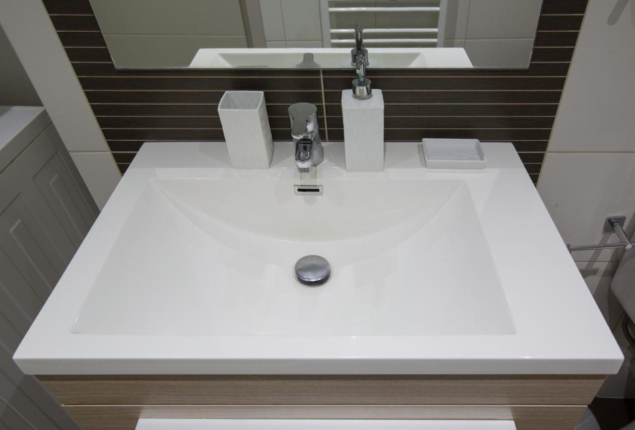 Lovely New Βuild Flat Near Metro - Free Parking Атина Екстериор снимка