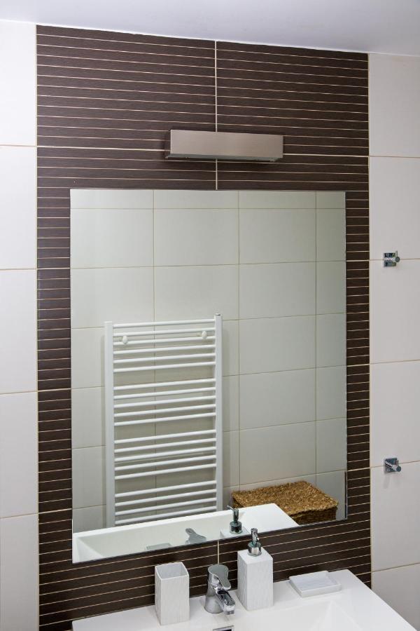 Lovely New Βuild Flat Near Metro - Free Parking Атина Екстериор снимка
